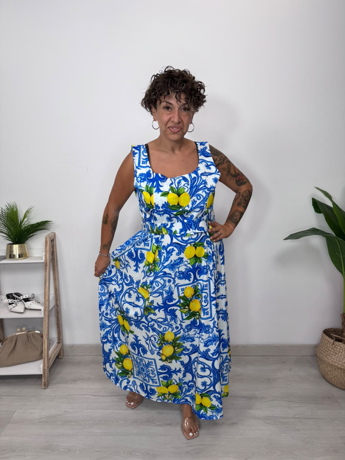 ABITO CAPRI