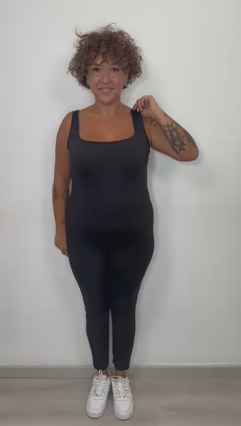 TUTA MODELLANTE